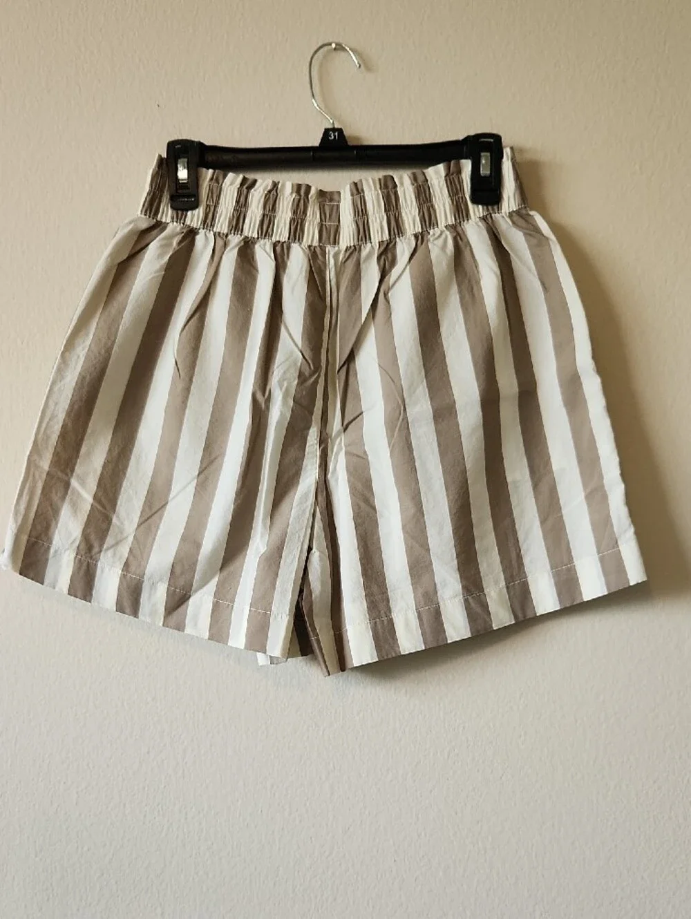 aerie - Like New Taupe/Cream Stripe Good Day Shorts - M - Picture 4 of 4